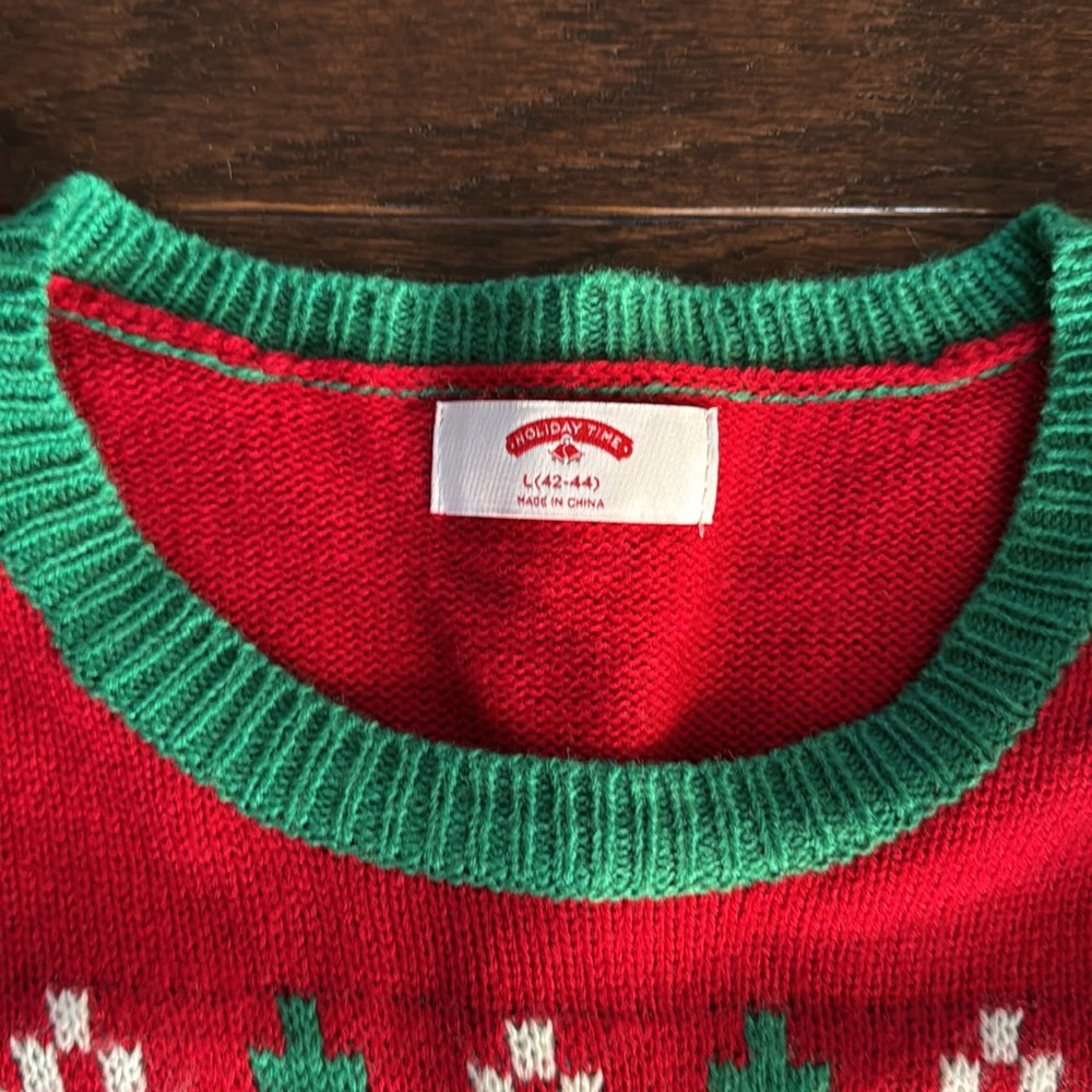 Men’s large Christmas sweater great condition - Picture 3 of 4